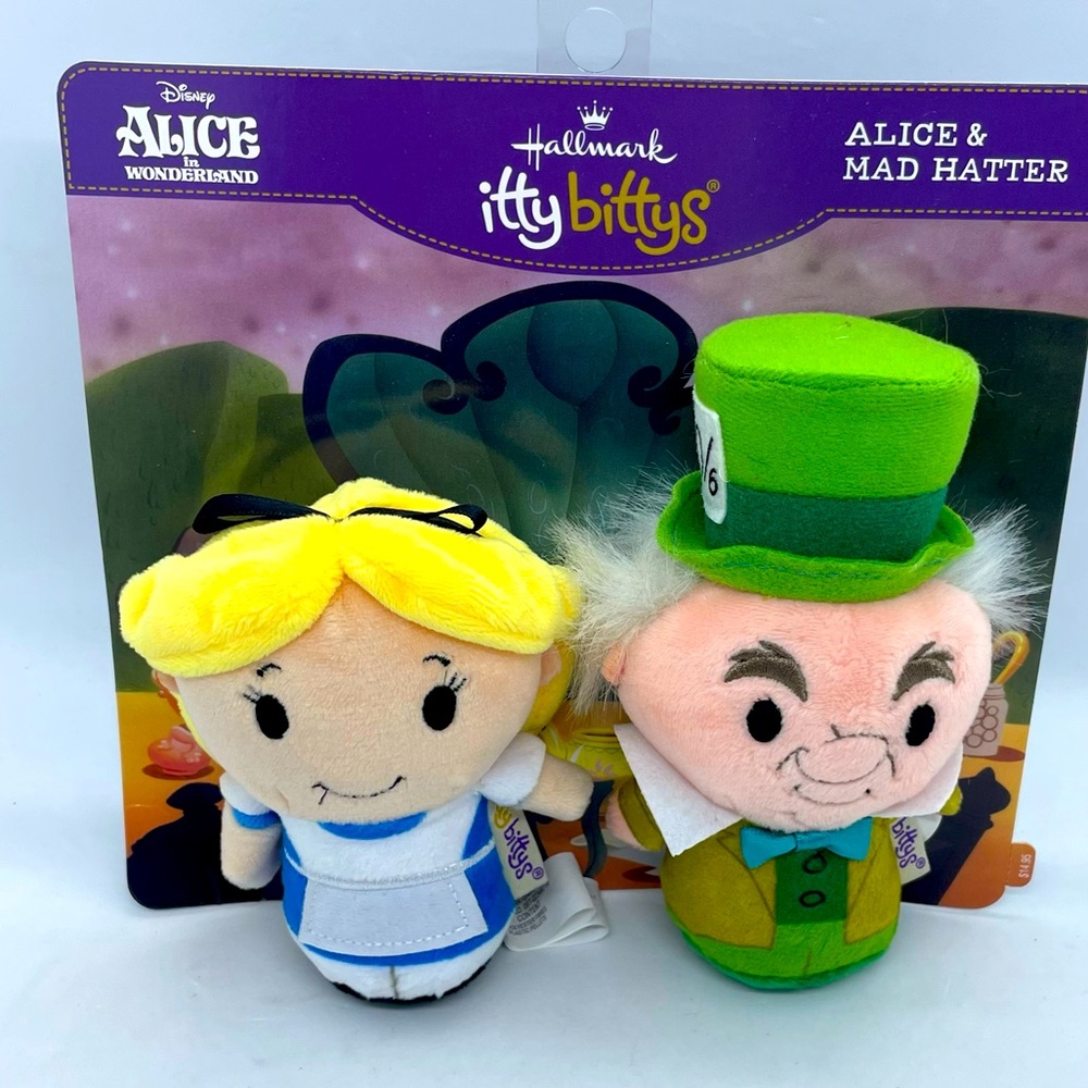 Hallmark itty bittys Disney Alice in Wonderland and Mad Hatter